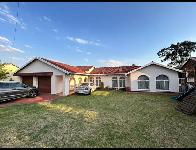 3 BEDROOM HOUSE FOR SALE IN BAKERTON